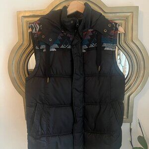 Forever 21 Black Puffer Vest